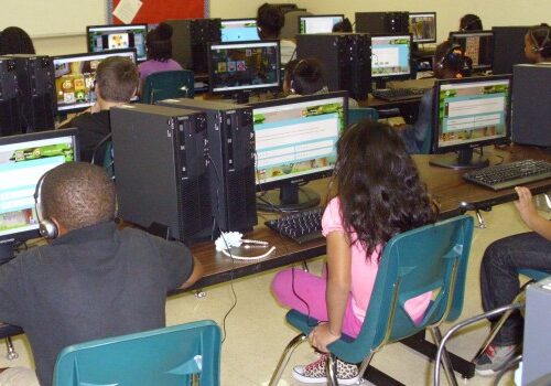 Students working in new computer lab